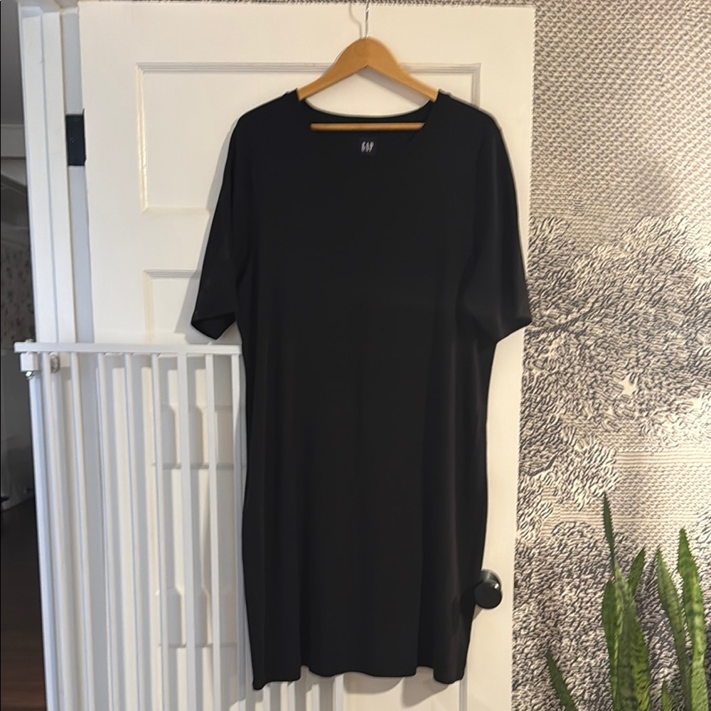 GAP Black T-Shirt Dress